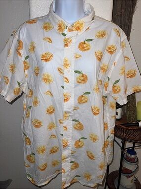 Men's White Short-Sleeve Orange Print Button-Up Shirt
